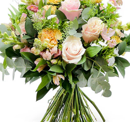 Flower Station: The Ultimate Florist in the UK – Where Quality, Elegance, and Innovation Bloom