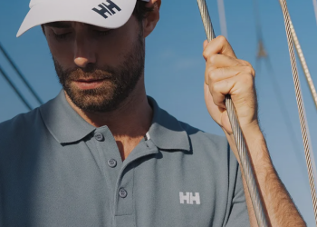 Why Outdoor Enthusiasts Choose Helly Hansen for Performance Gear