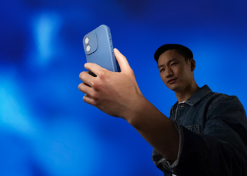 What Makes Visible Stand Out in the World of Mobile Networks